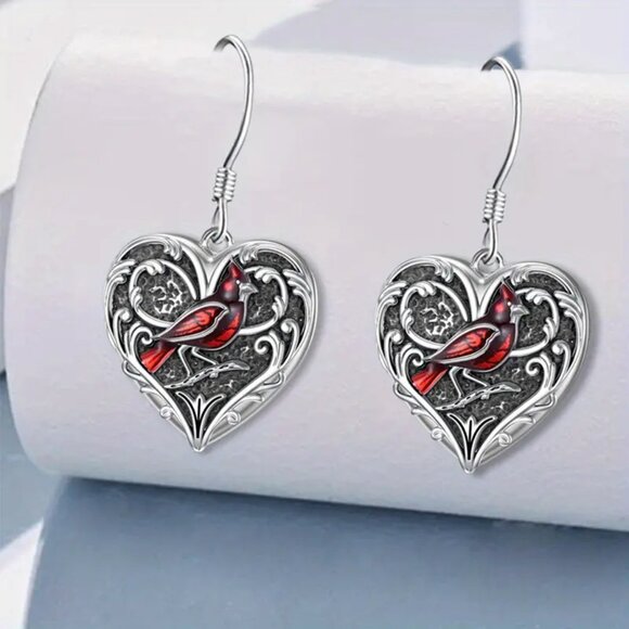 Exquisite Retro Cardinal Heart Shaped Dangle Earrings - Picture 2 of 4